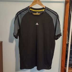 Adidas T